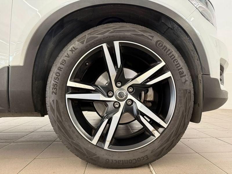 Volvo XC40 T2 Momentum Core