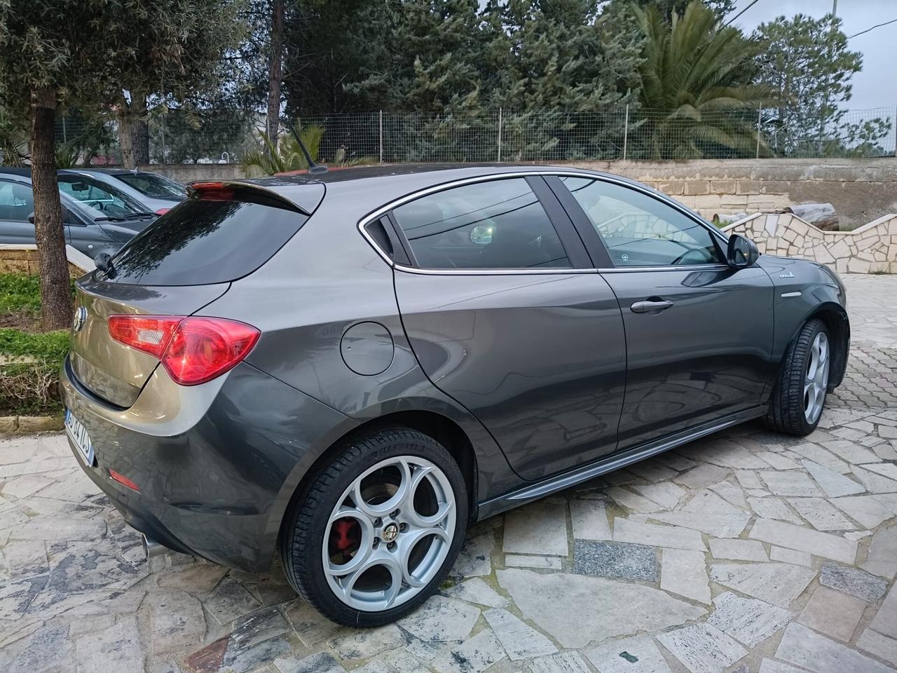 Alfa Romeo Giulietta 2.0 JTDm-2 175 CV TCT Exclusive