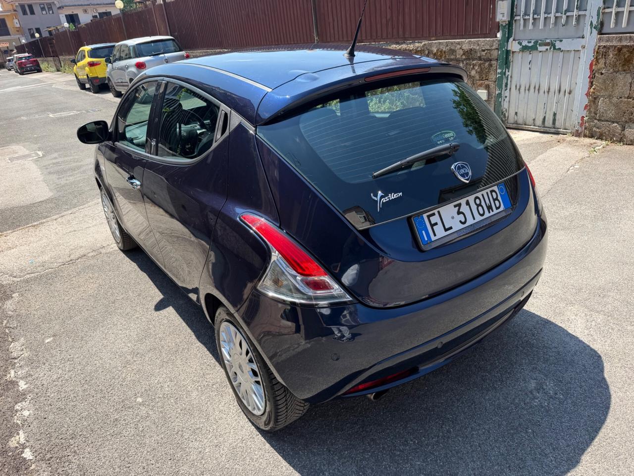 Lancia Ypsilon 1.2 69 CV 5 porte Silver