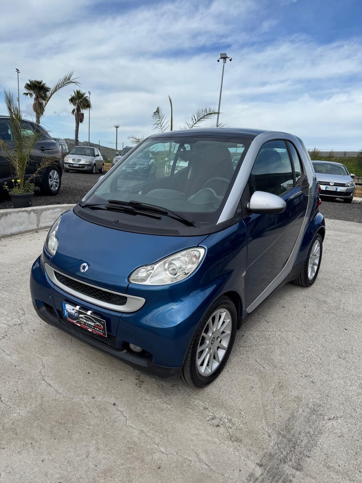 Smart ForTwo 1000 52 kW coupé pure