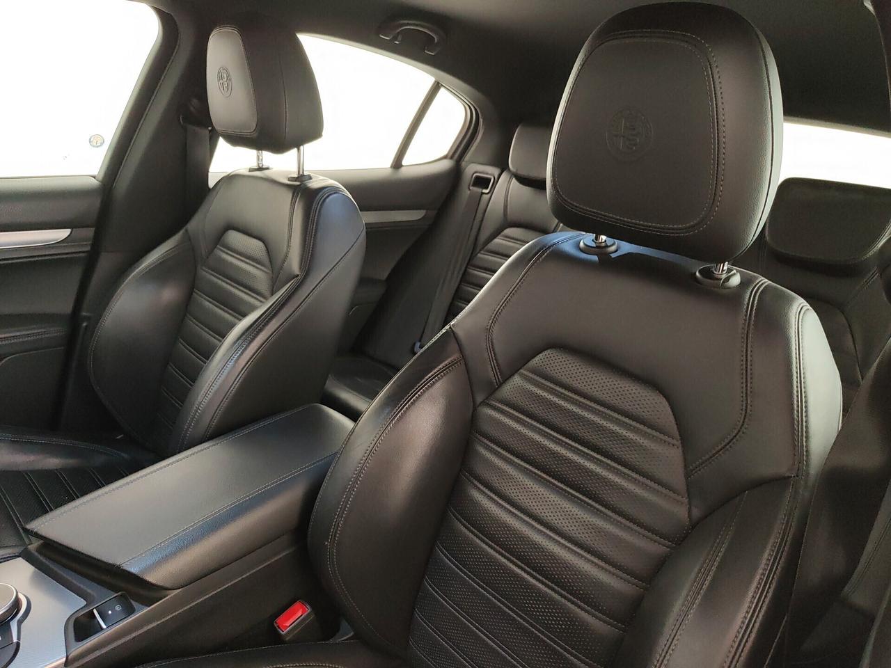 Alfa Romeo Stelvio 2.2 Turbodiesel 210 CV AT8 Q4 Executive