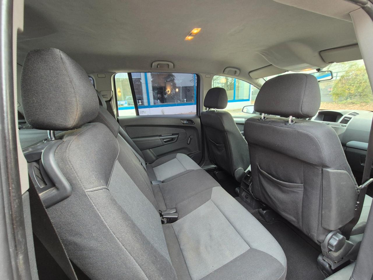 ZAFIRA 7 POSTI GANCIO TRAINO GARANZIA 12 MESI