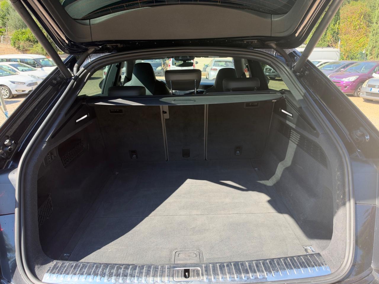 Audi Q8 50 TDI 286 CV quattro tiptronic Sport