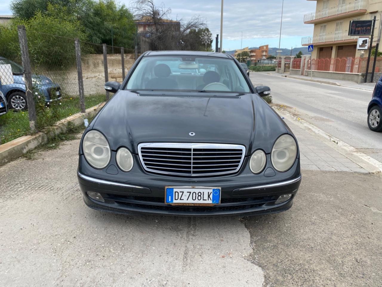 Mercedes-benz E 220 CDI cat Elegance