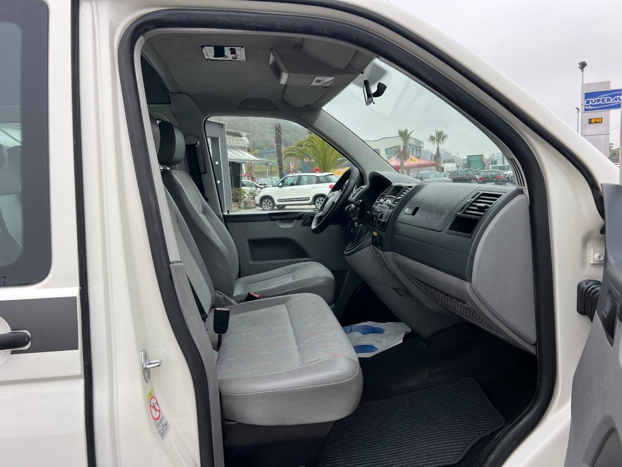 Volkswagen T4 Caravelle PL / TA 1.9 TDI TRASPORTO DISABILI