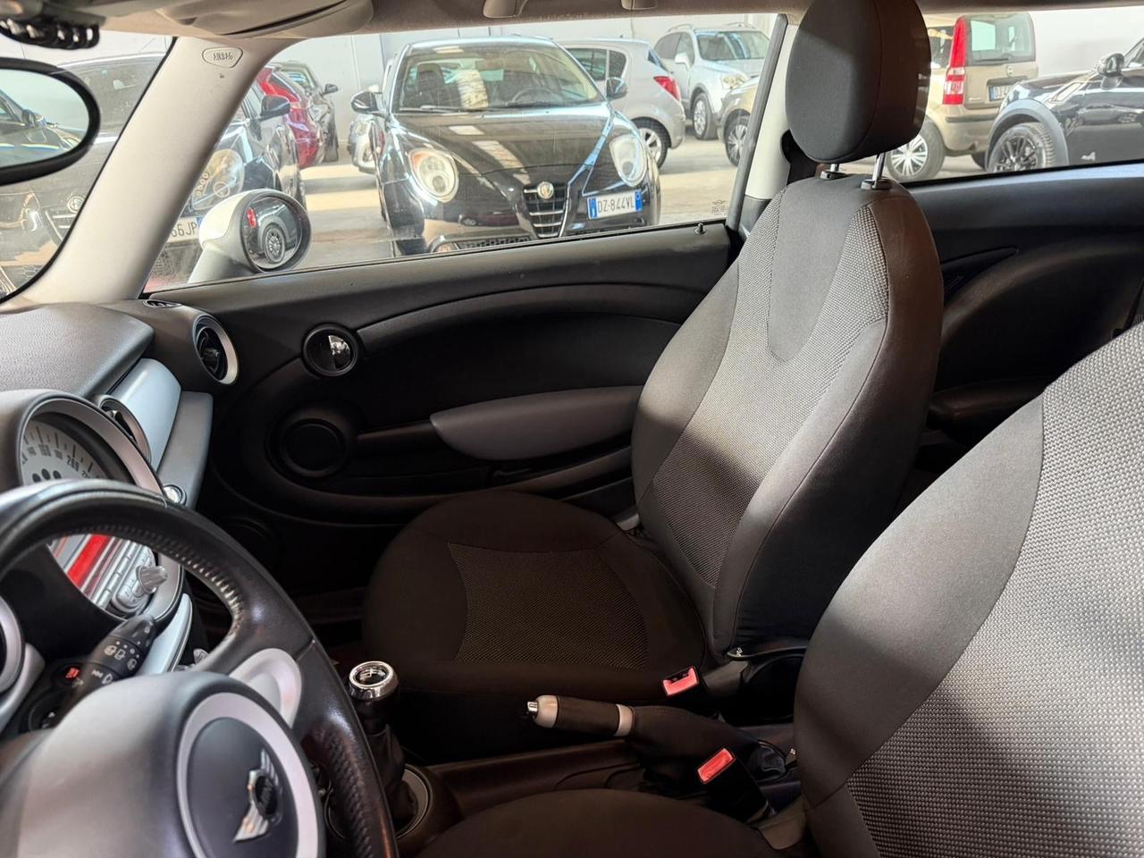Mini 1.6 16V Cooper