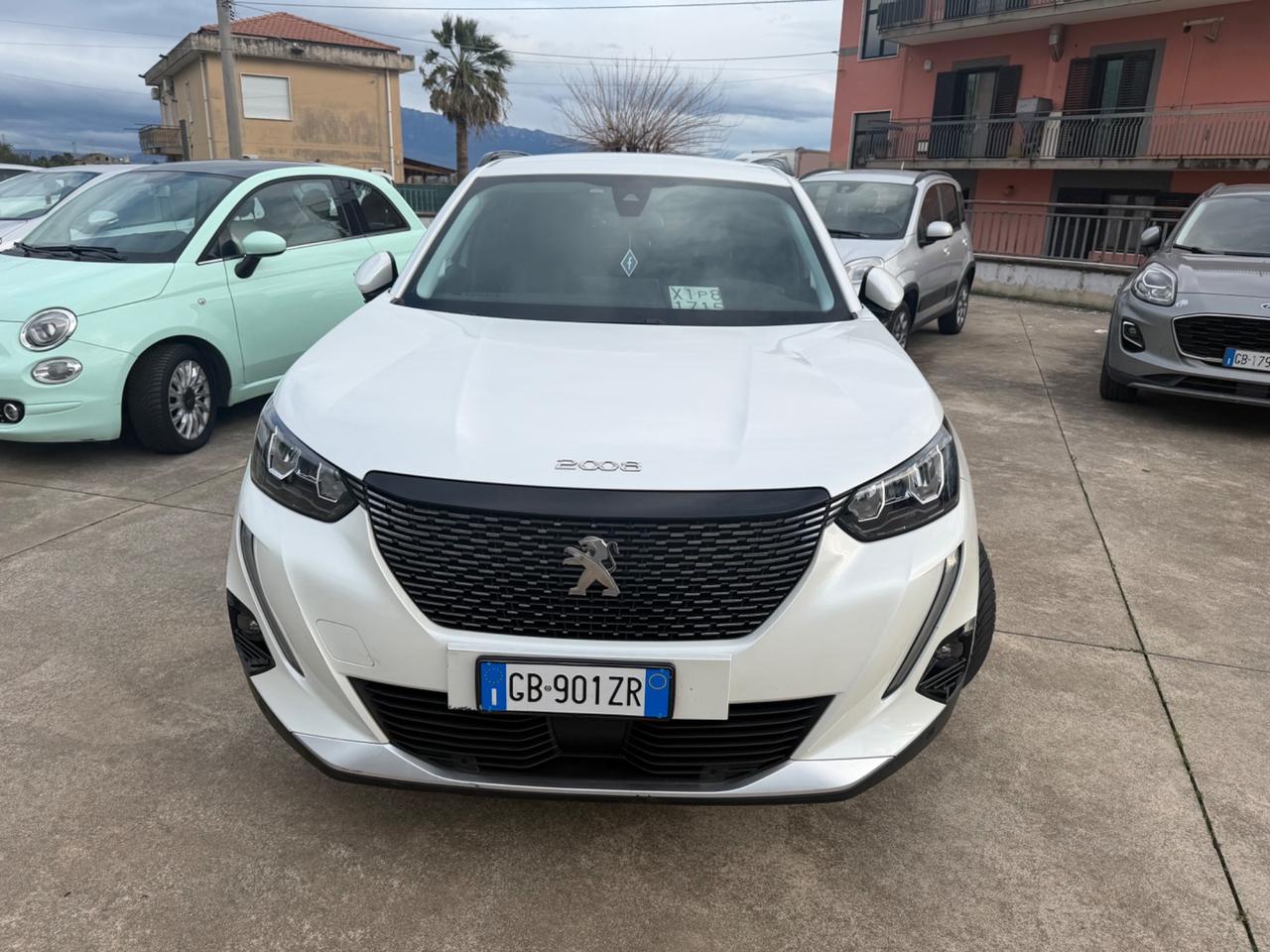 Peugeot 2008 PureTech 100 S&S Allure