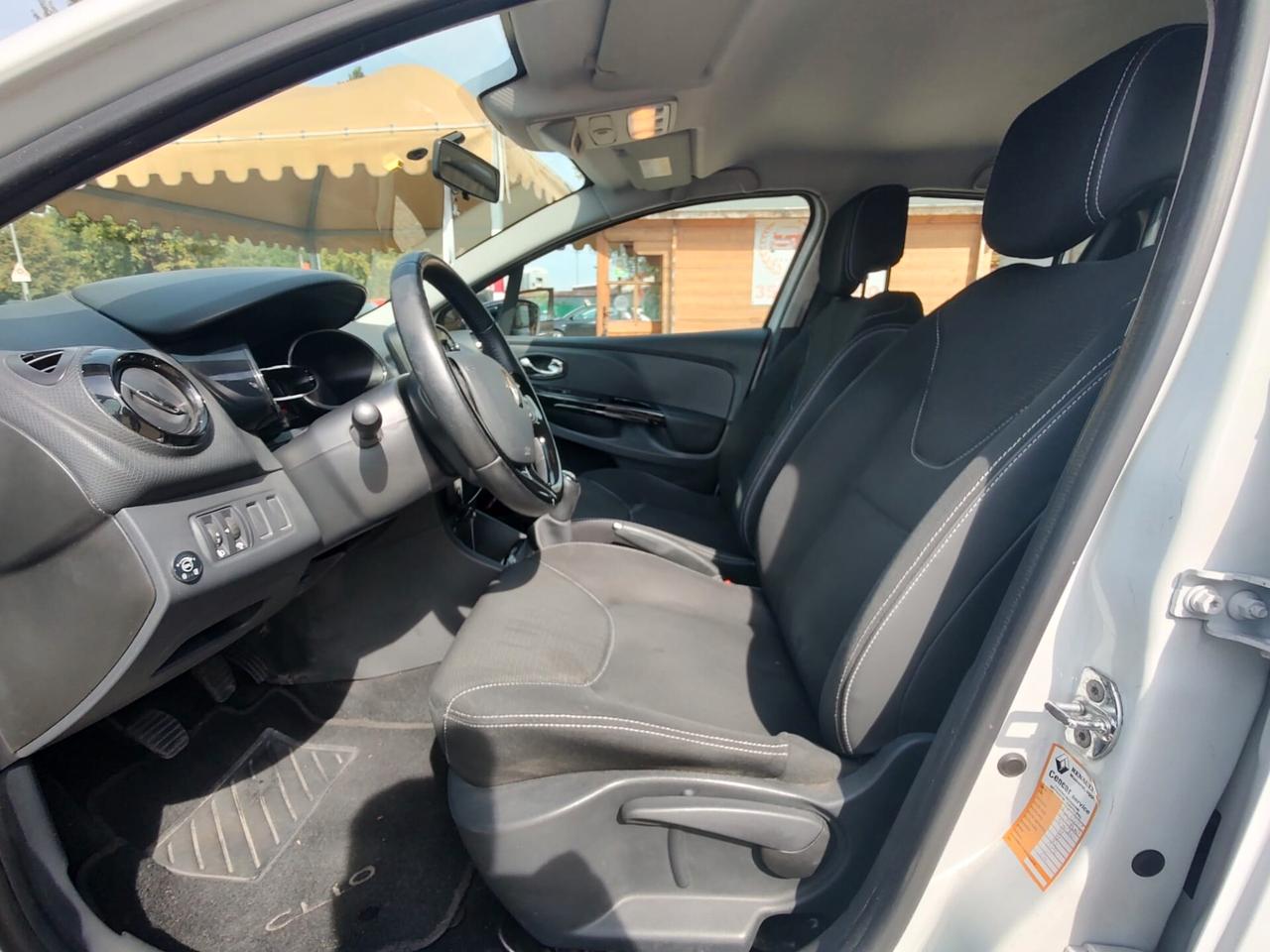 Renault Clio 1.2 75CV GPL 5 porte Live, BENZINA\GPL, OK NEOPATENTATI