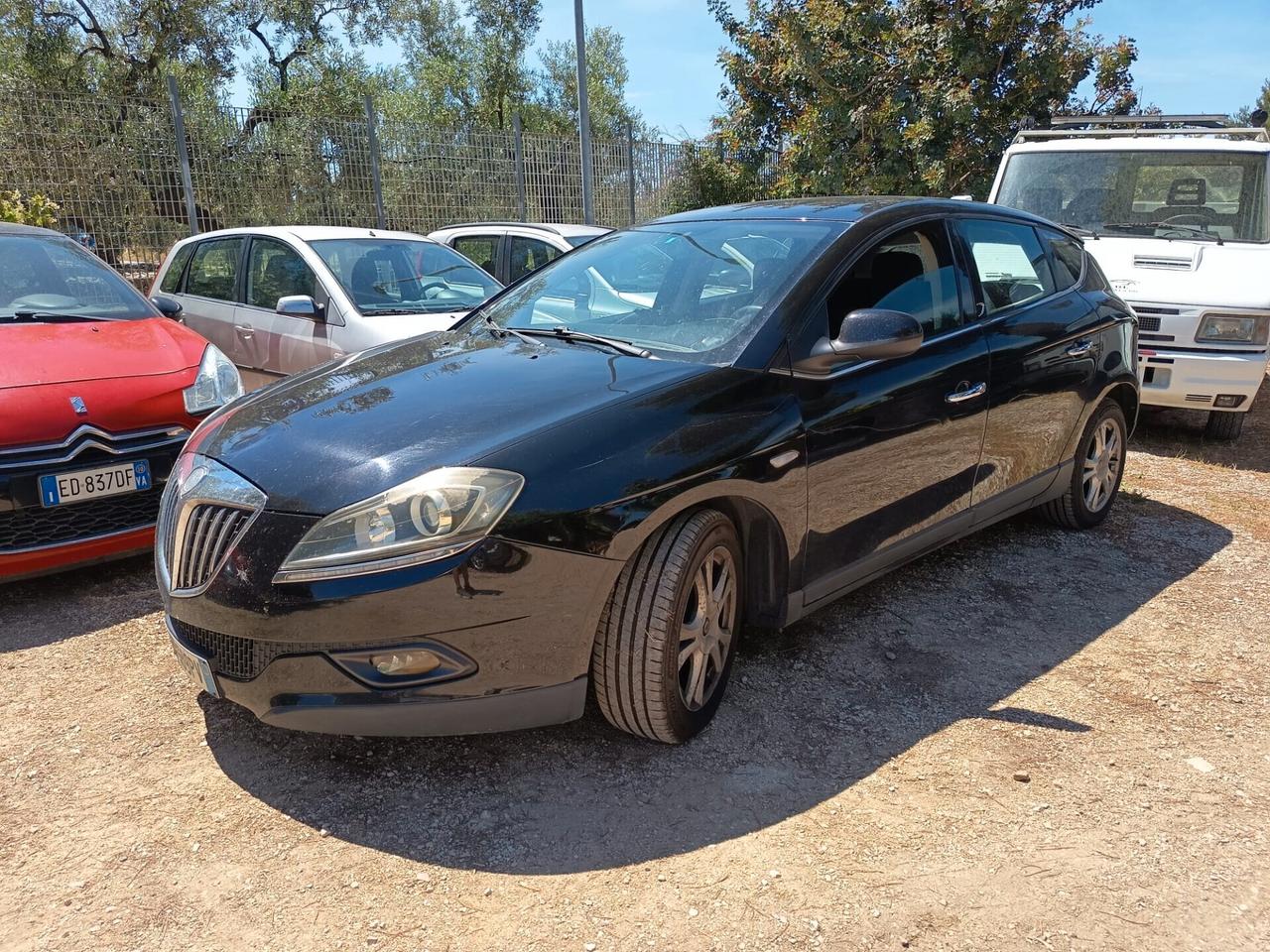 Lancia Delta 1.6 MJT DPF Oro 120cv in perfette condizioni