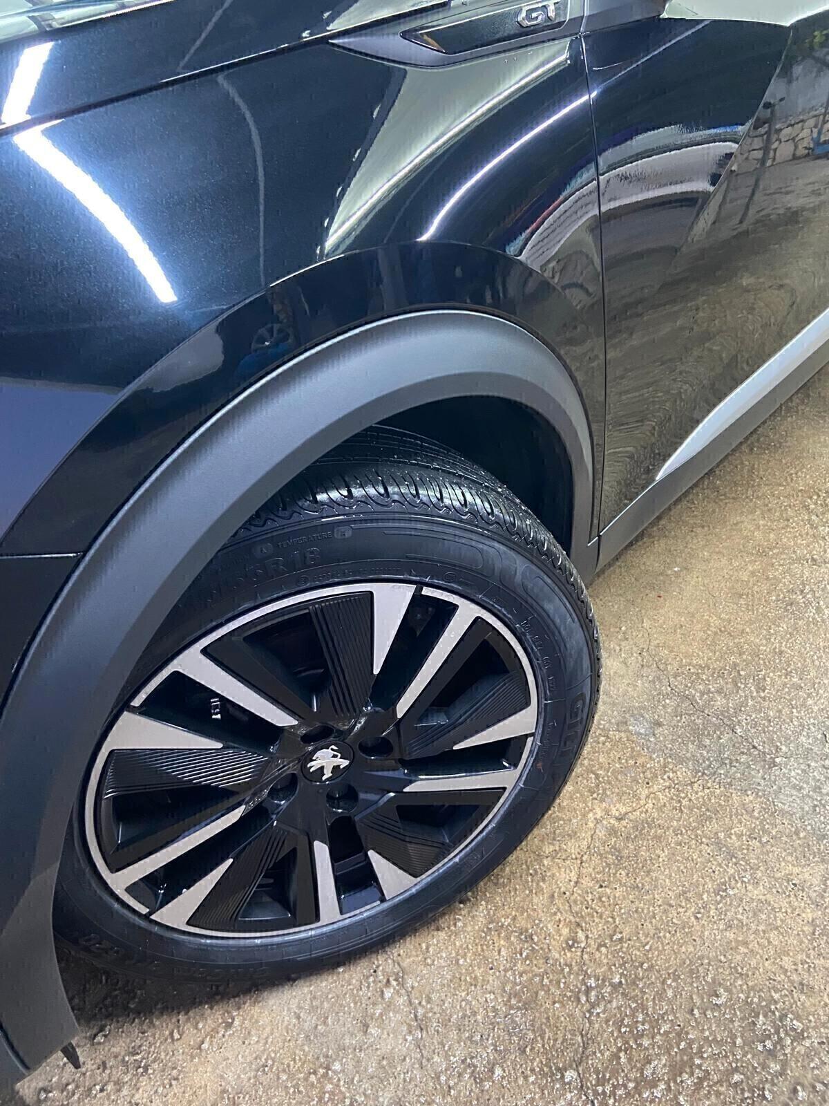 Peugeot 2008 BlueHDi 130 S&S EAT8 GT