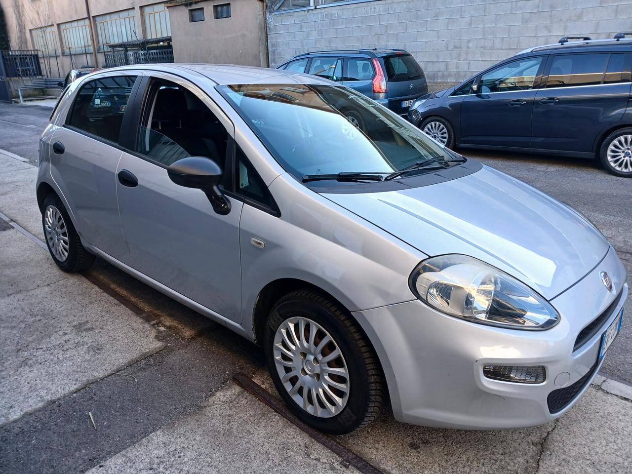 Fiat Punto 1.3 MJT II 75 CV 5 porte Lounge*EURO5B*NEOPATENTATI