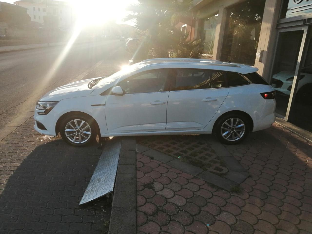 Renault Megane Mégane Sporter Blue dCi 115 CV Business