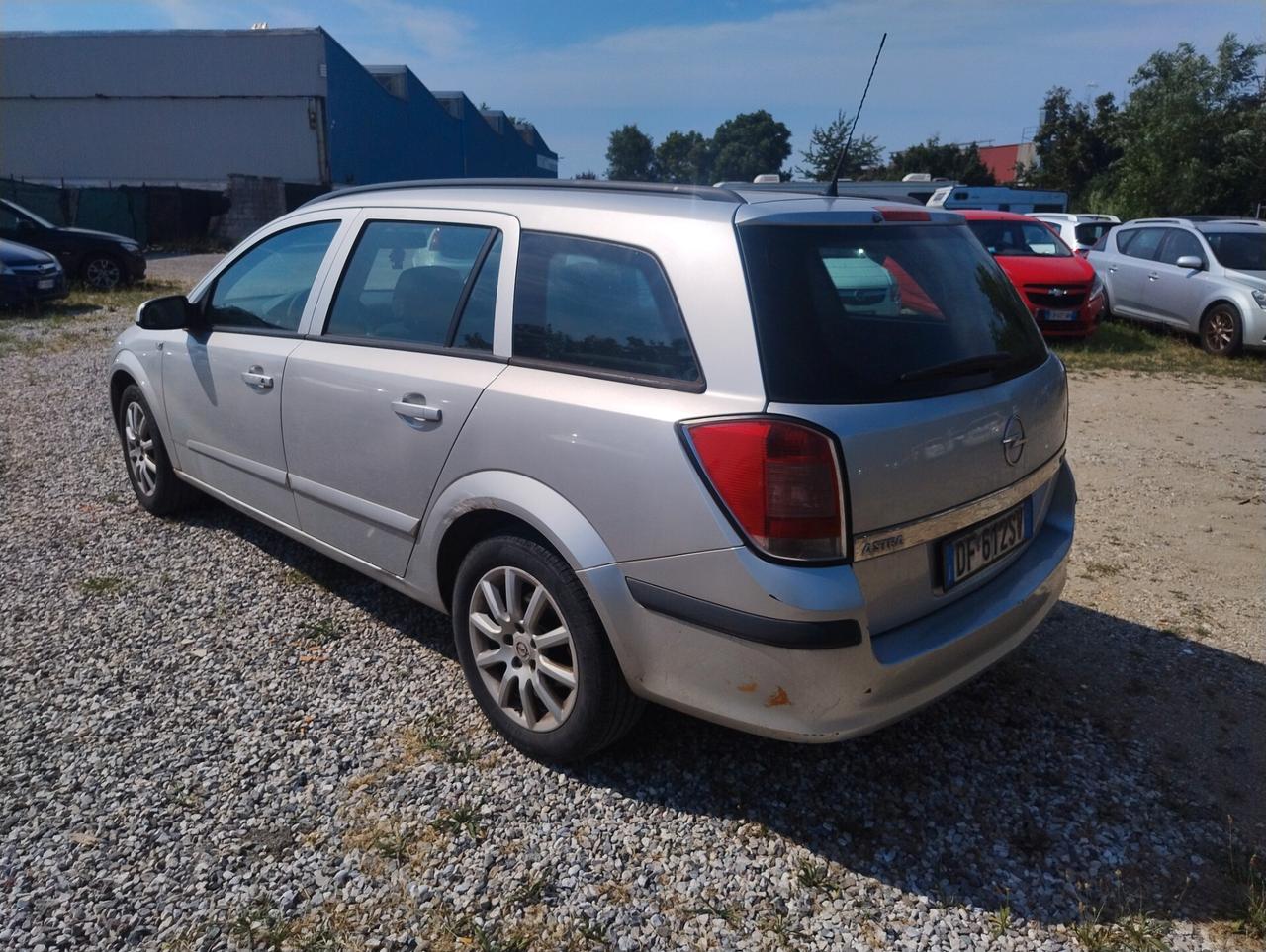 Opel Astra 1.6 16V VVT Station Wagon Cosmo