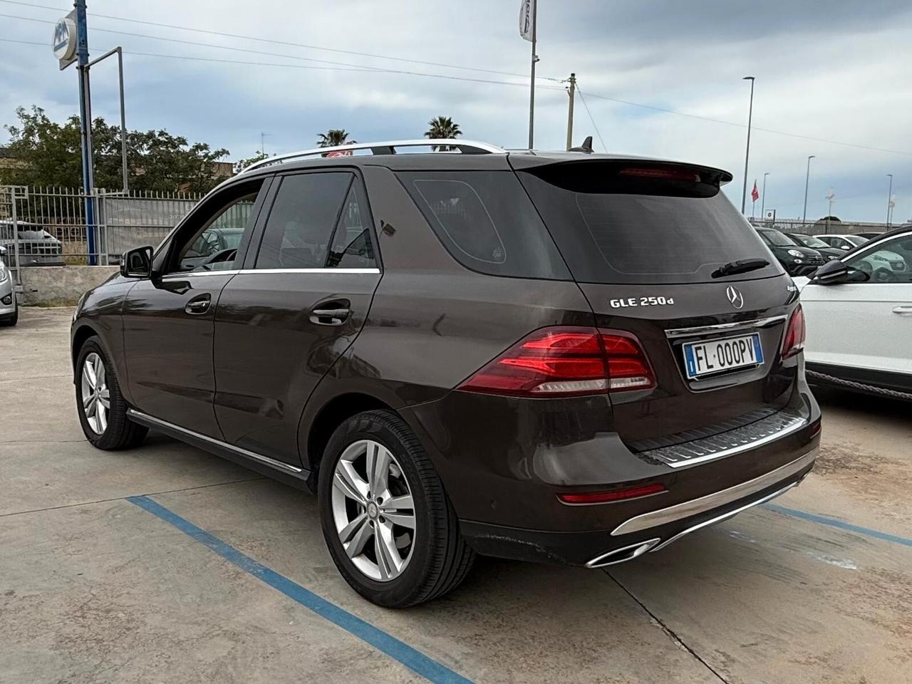 MERCEDES-BENZ GLE 250 D 4MATIC PREMIUM PLUS