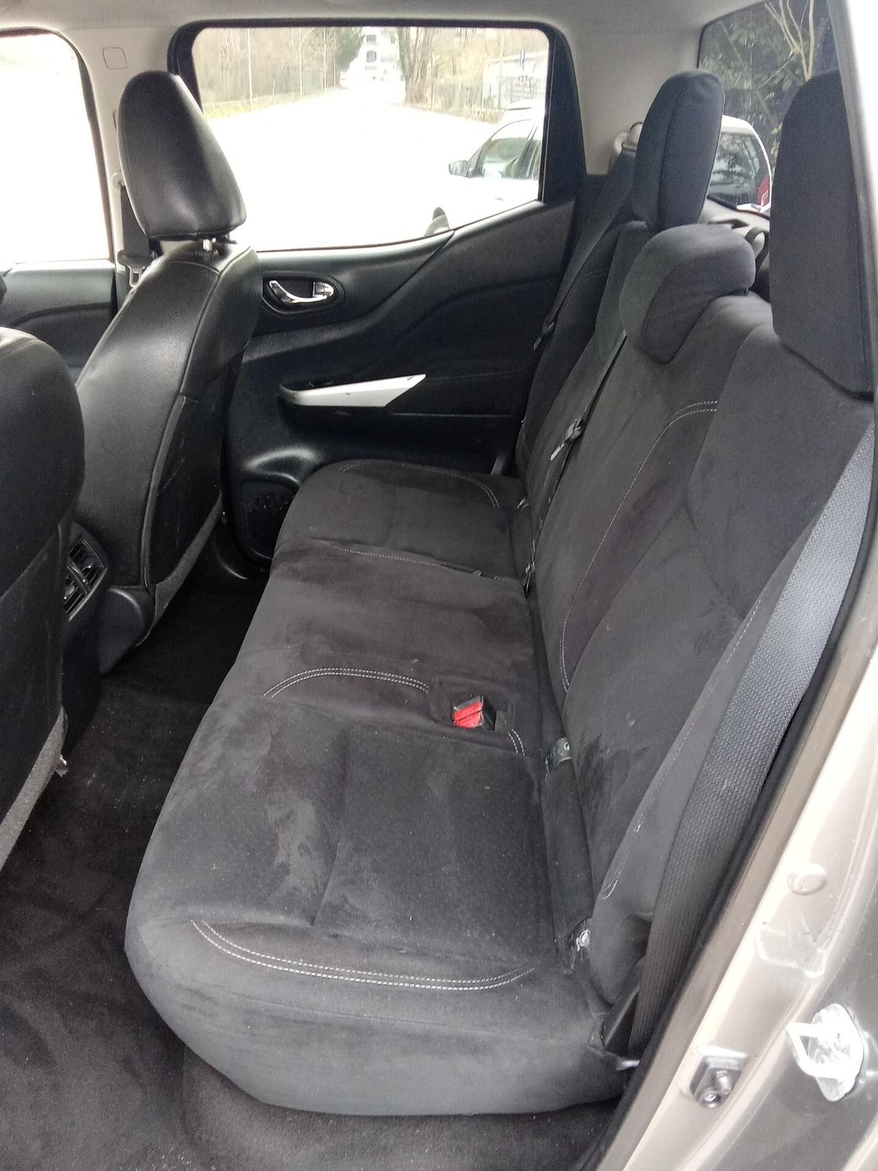 Nissan Navara 2.3 dCi 190 CV 4WD fine 016