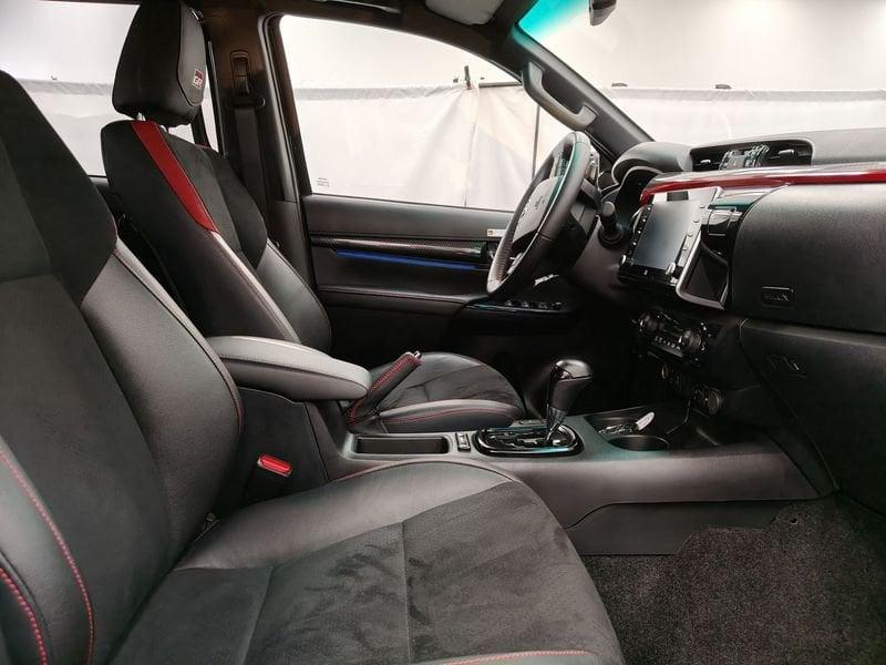 Toyota Hilux Hilux 2.8 D-4D A/T 4WD 4 porte Double Cab GR SPORT