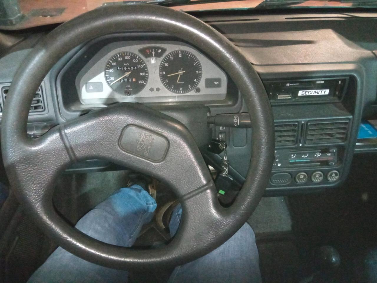 Peugeot 106 1.1i cat 3 porte XT