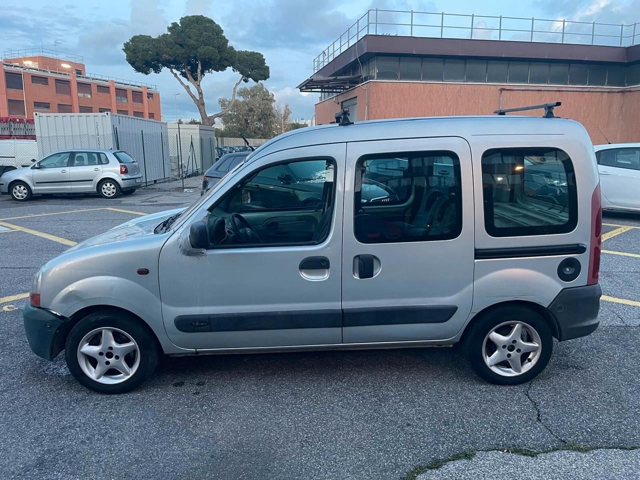 Renault Kangoo 1.2 16V 5p. Privilège