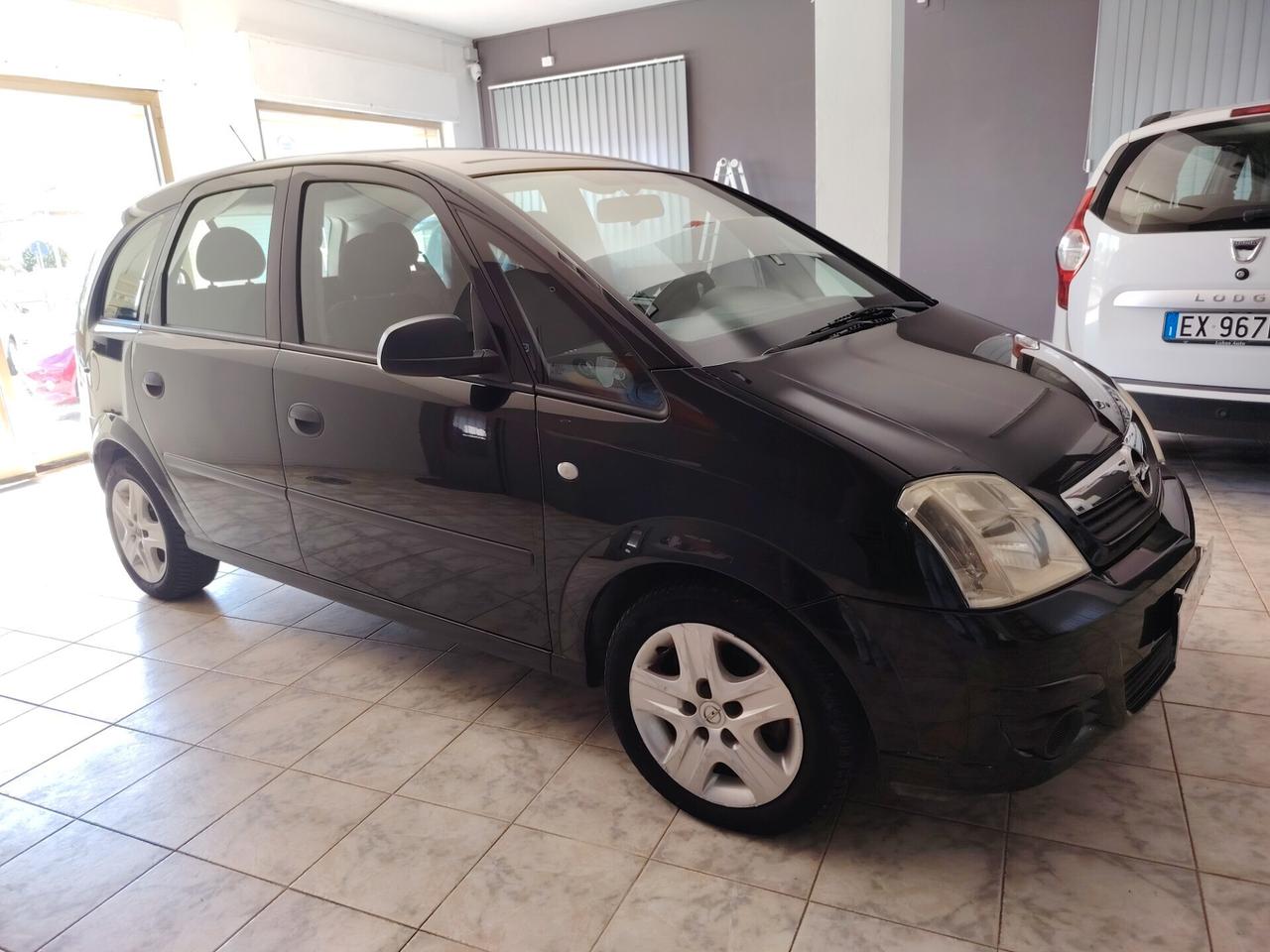 Opel Meriva 1.4 16V GPL-TECH Club