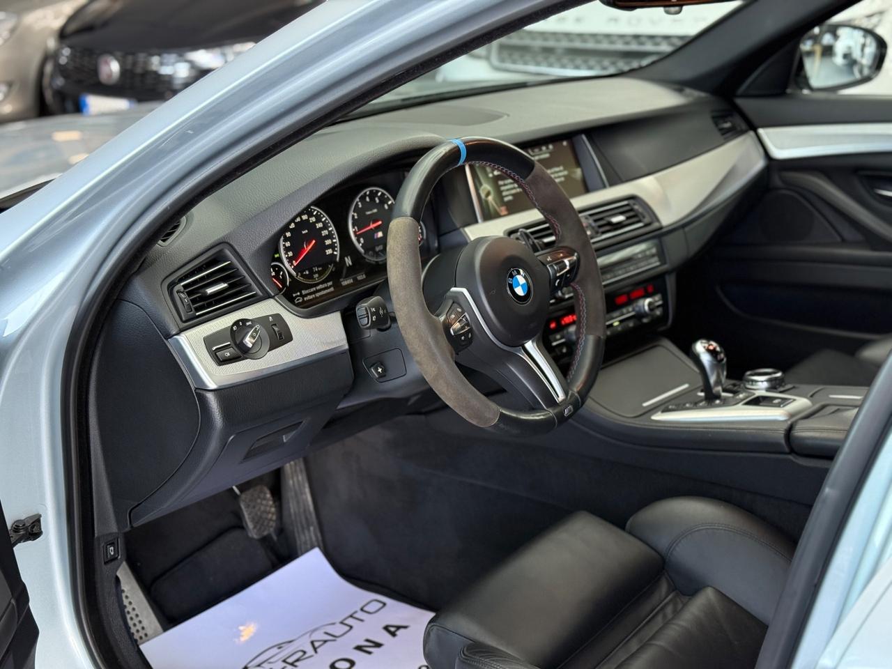 Bmw M5 4.4 V8 Accettiamo permute