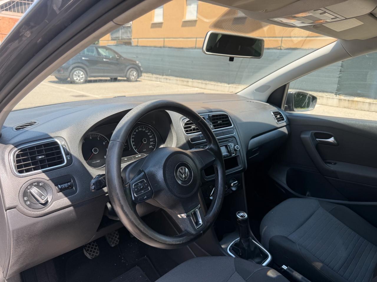 Volkswagen Polo 1.4 - NEOPATENTATI - 12 MESI DI GARANZIA -