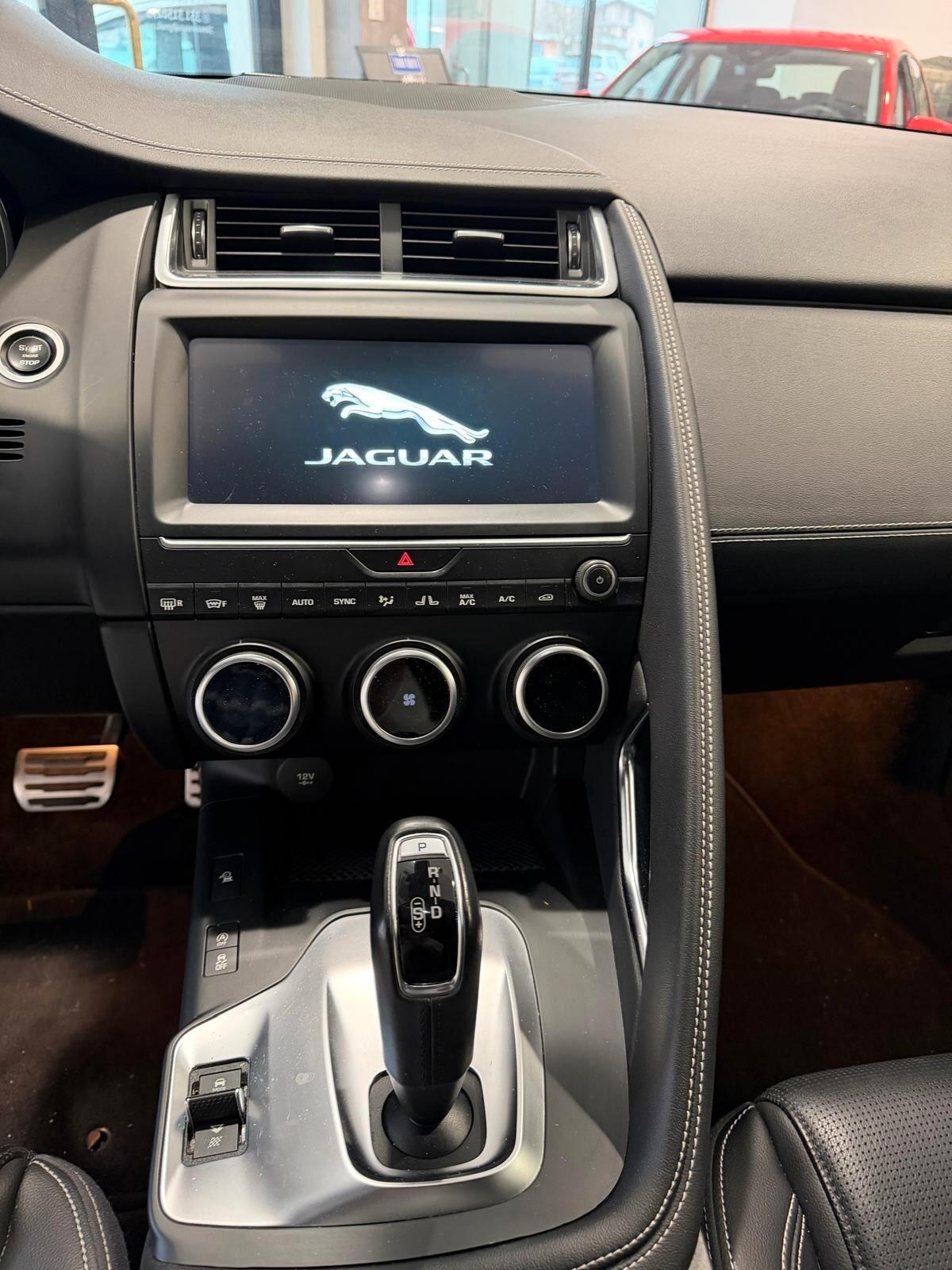 Jaguar E-Pace r-dynamic se