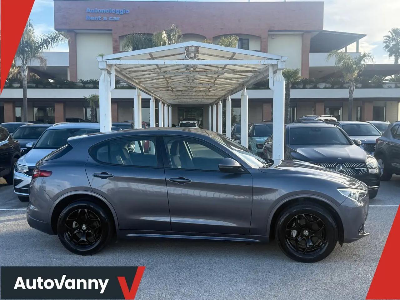 Alfa Romeo Stelvio 2.2 Turbodiesel 190 CV AT8 Q4 Business