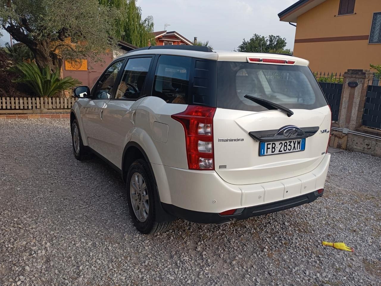 Mahindra XUV500 2.2 16V FWD W8