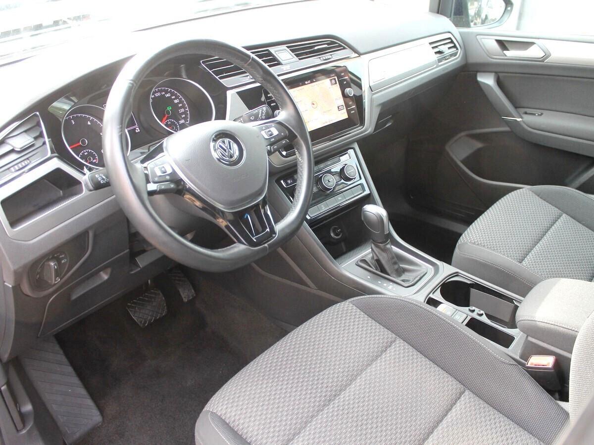 Volkswagen Touran 2.0tdi DSG 7posti Navi Unipro IVA DEDUCIBILE