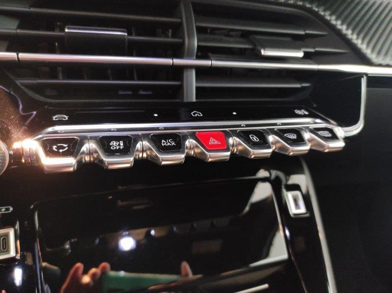 PEUGEOT 2008 2ª serie - 2008 PureTech 130 S&S EAT8 Allure