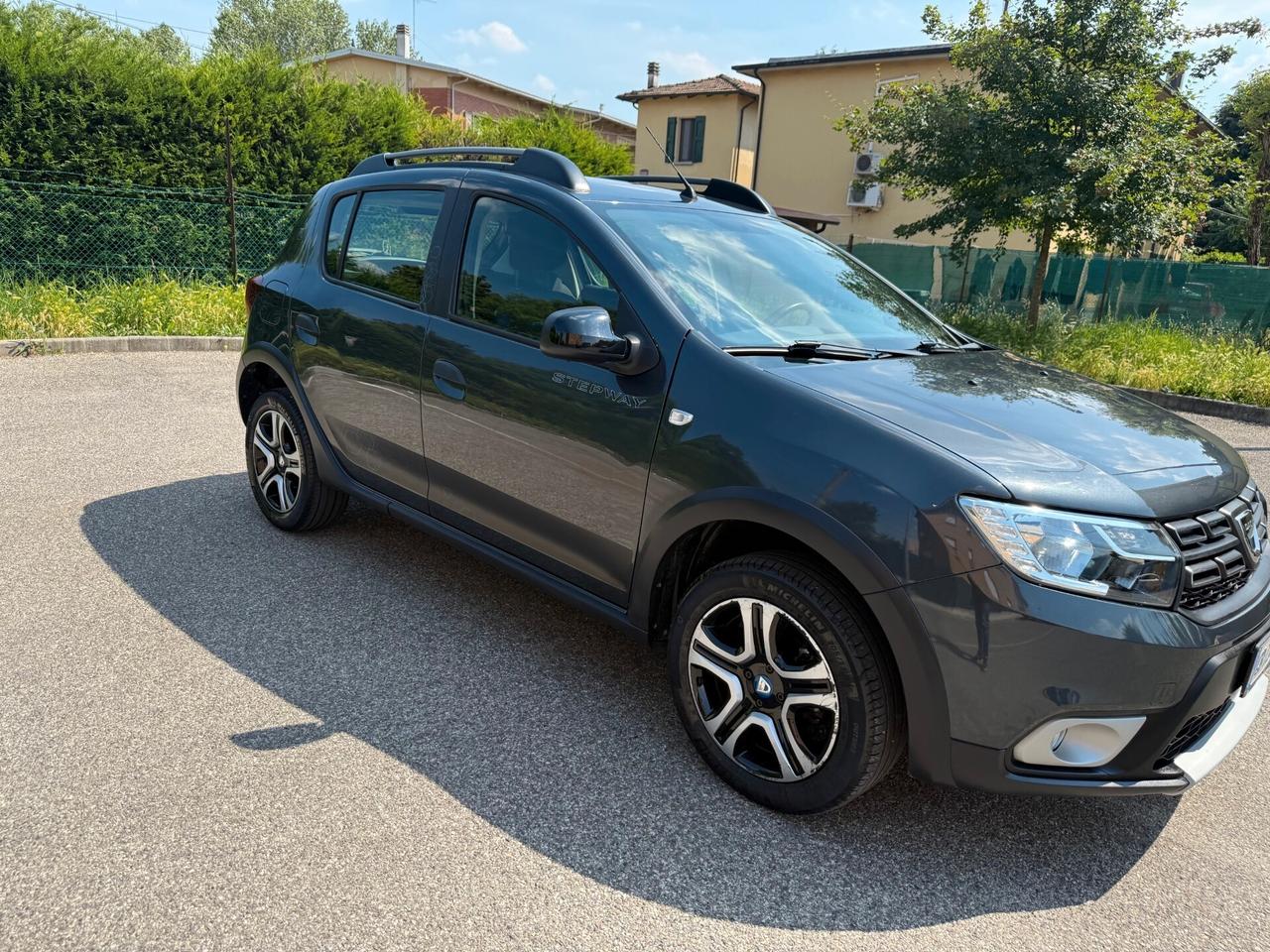 Dacia Sandero Stepway 1.0 tce Gpl - NEOP. - 12 MESI DI GAR. -