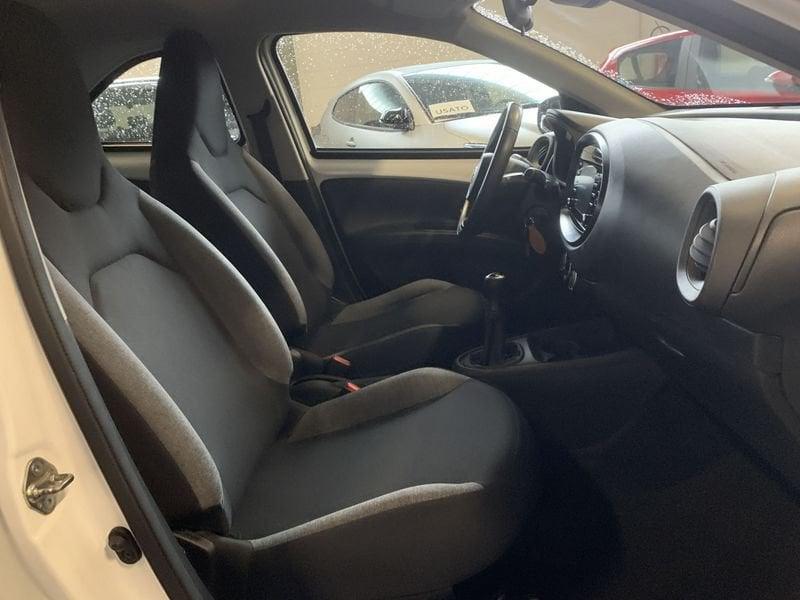 Toyota Aygo X Aygo X 1.0 VVT-i 72 CV 5 porte Active