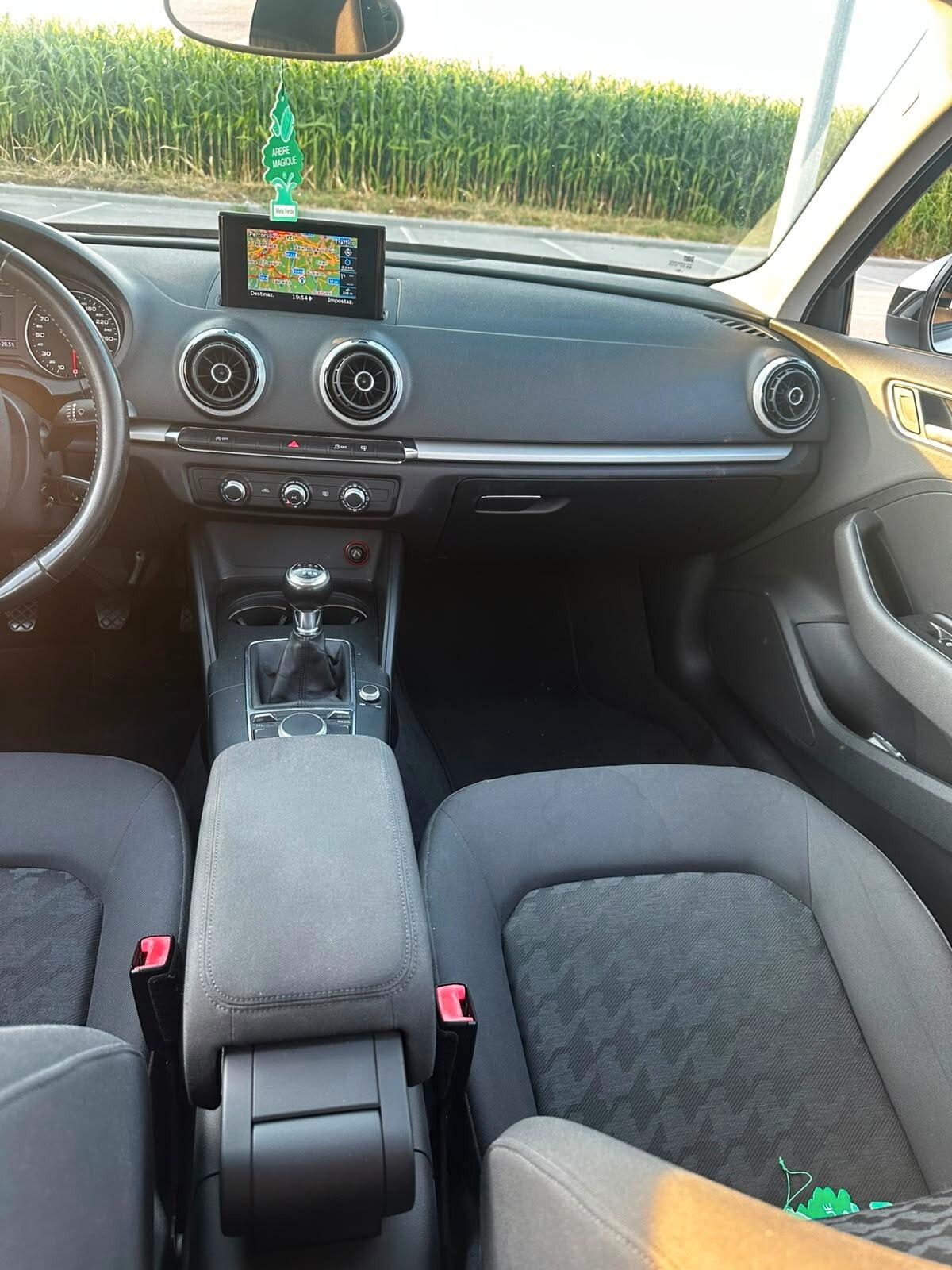 Audi A3 1.6 TDI FULL OPTIONAL