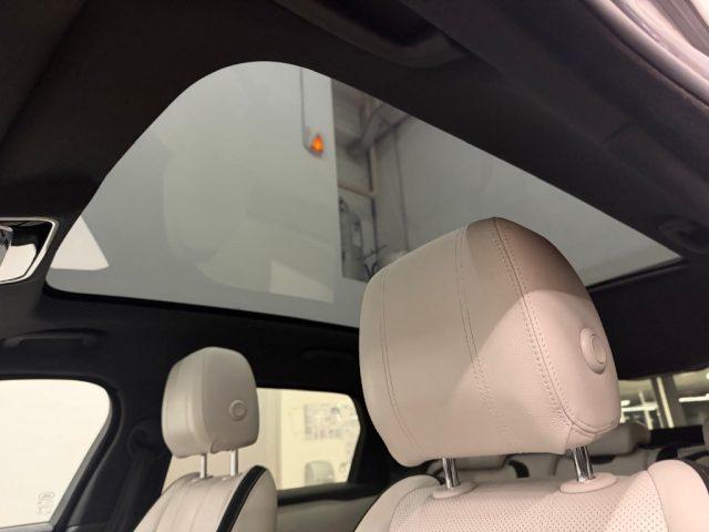 LAND ROVER Range Rover Velar 2.0D I4 240 CV R-Dynamic SE