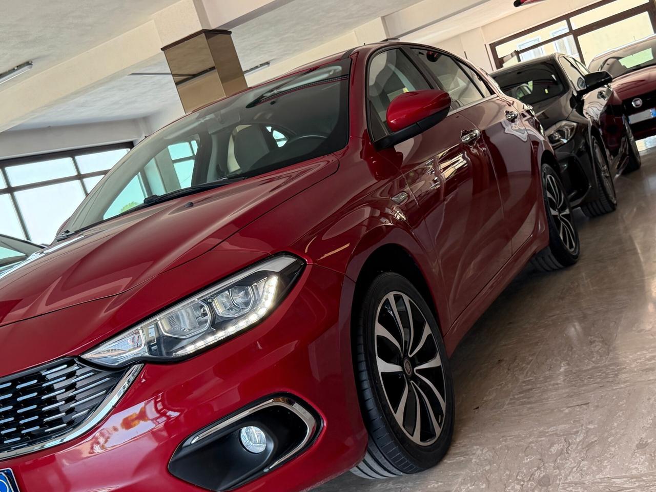 Fiat Tipo 1.6 M.JET 120 cv. 5 porte LOUNGE