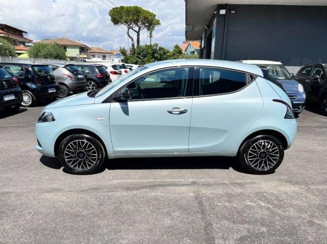 Lancia Ypsilon III 1.0 firefly hybrid Platino s&s 70cv