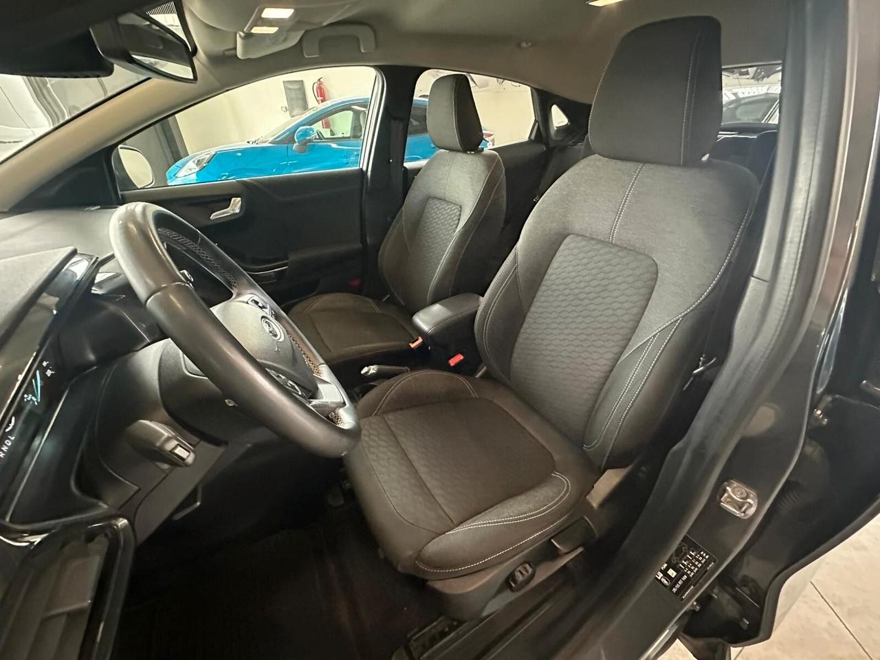 Ford Puma 1.0 EcoBoost Hybrid 125 CV S&S aut. Titanium