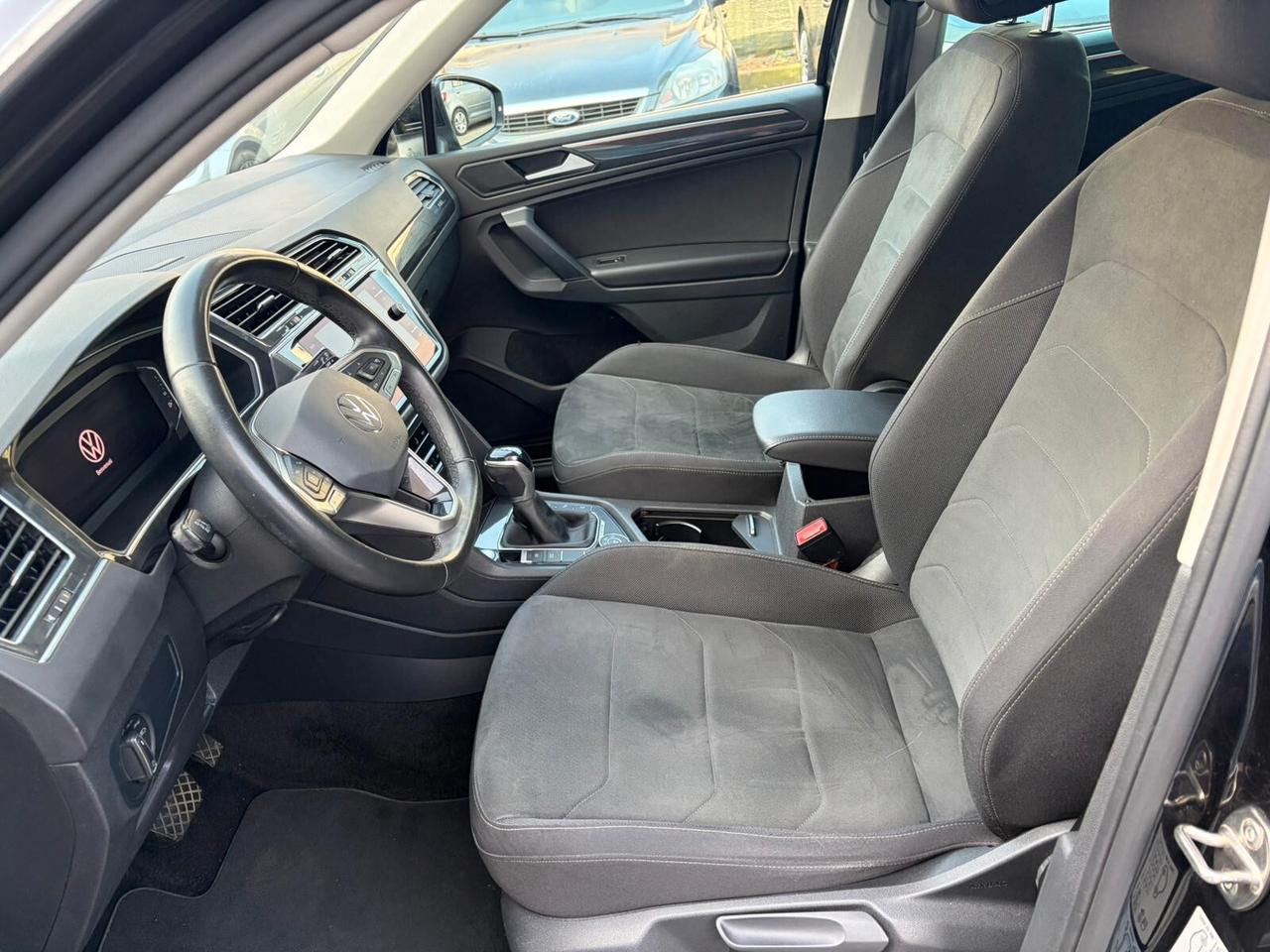 Volkswagen Tiguan 2.0 TDI 150 CV SCR DSG 4MOTION Elegance*EURO6*NAVI