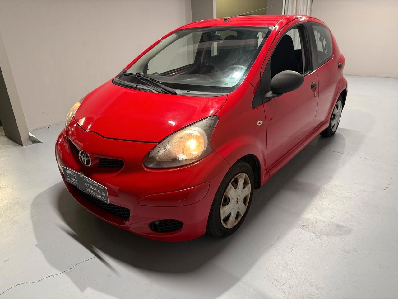 Toyota Aygo 1.0 12V VVT-i 5 porte Sol Connect