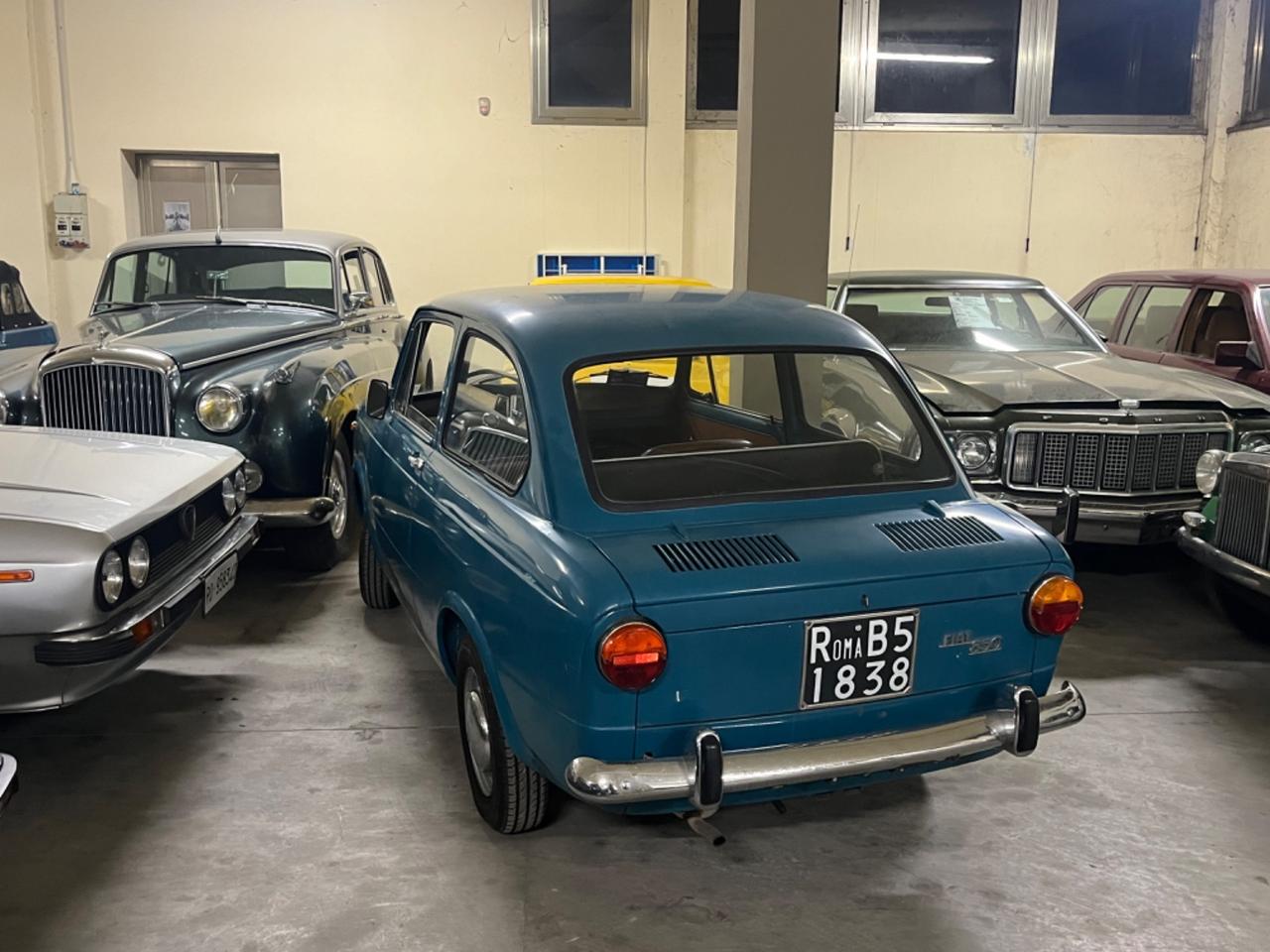 Fiat 850 Berlina d’ epoca