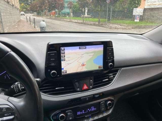 Hyundai i30 1.6 CRDI Business - Gancio Traino - Neopatentati