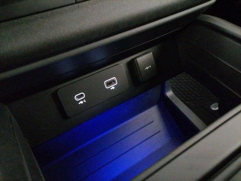 Land Rover Defender 110 2.0 si4 phev X awd 404cv auto