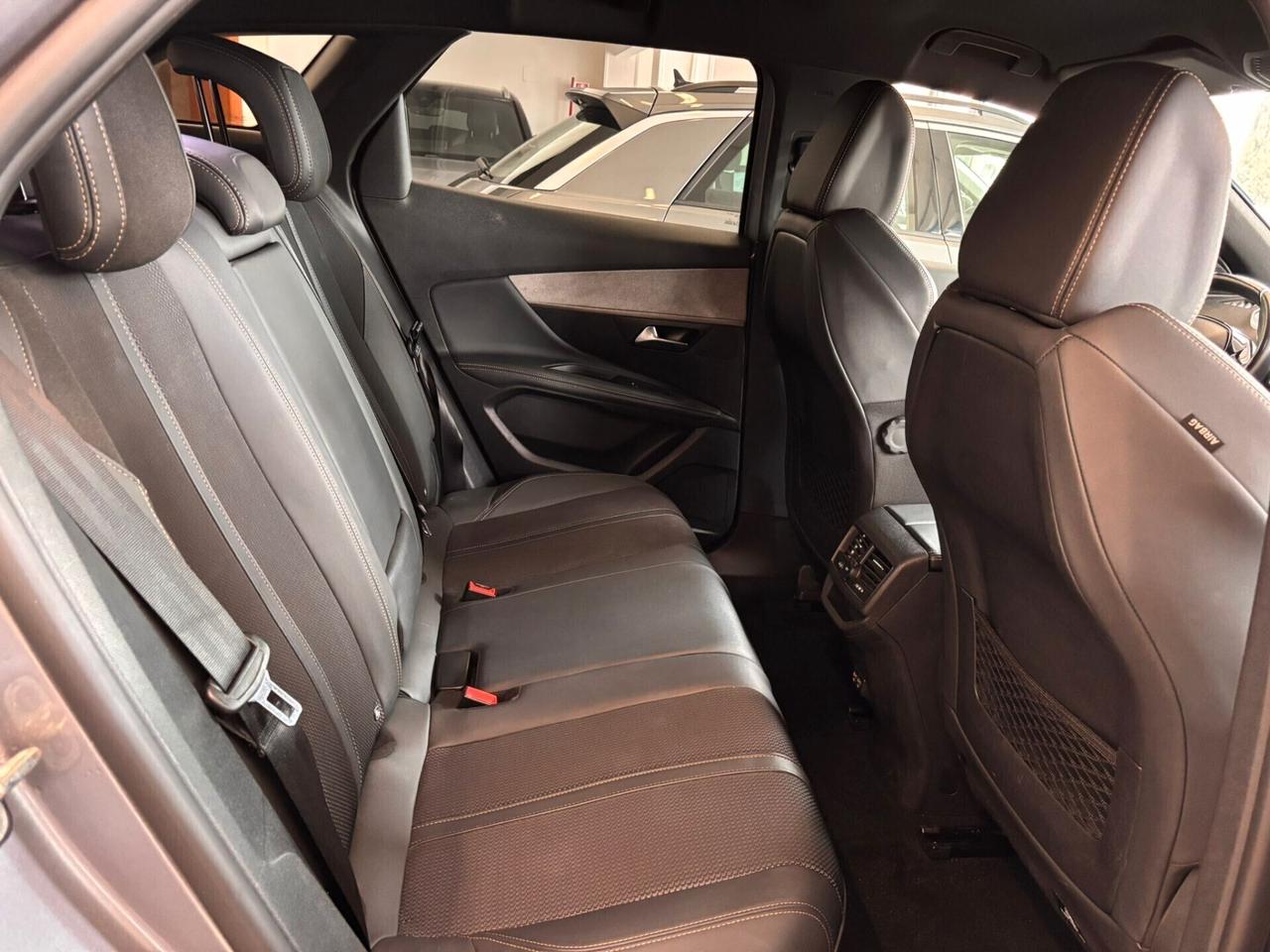 Peugeot 3008 1.2 PureTech Turbo 130 S&S EAT8 GT