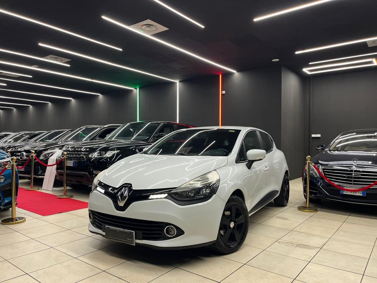 Renault Clio 1.2 75CV GPL 5 porte COSMO NATURAL OK NEOPATENTATI