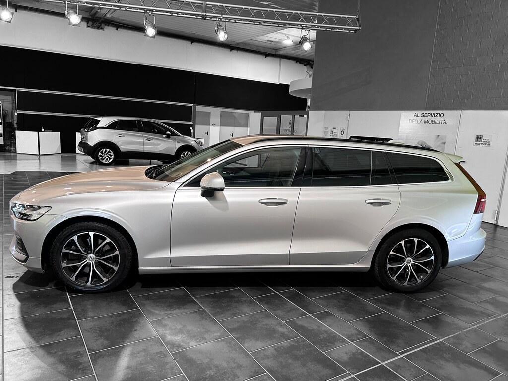 Volvo V60 2.0 B4 Momentum Business Pro