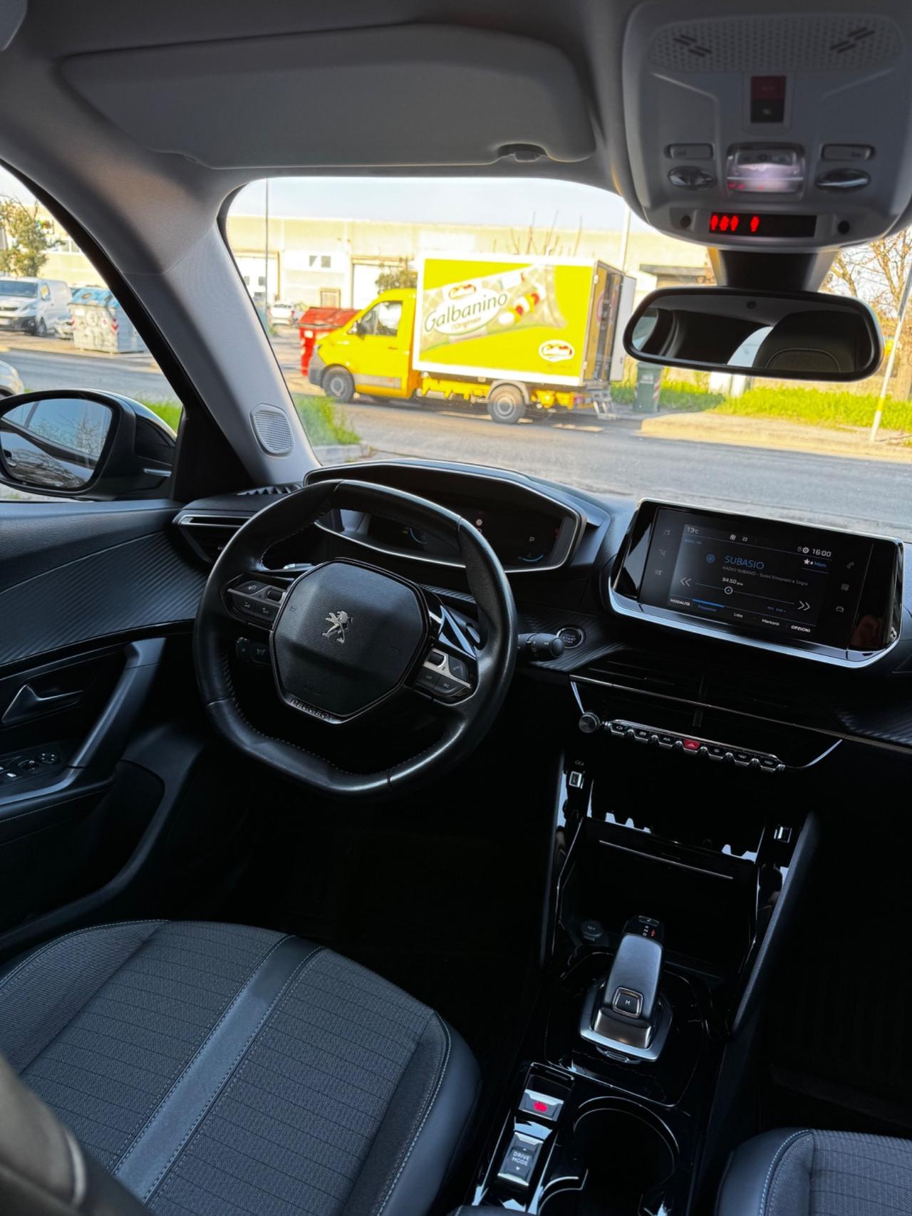 Peugeot 2008 BlueHDi 130 S&S EAT8 GT