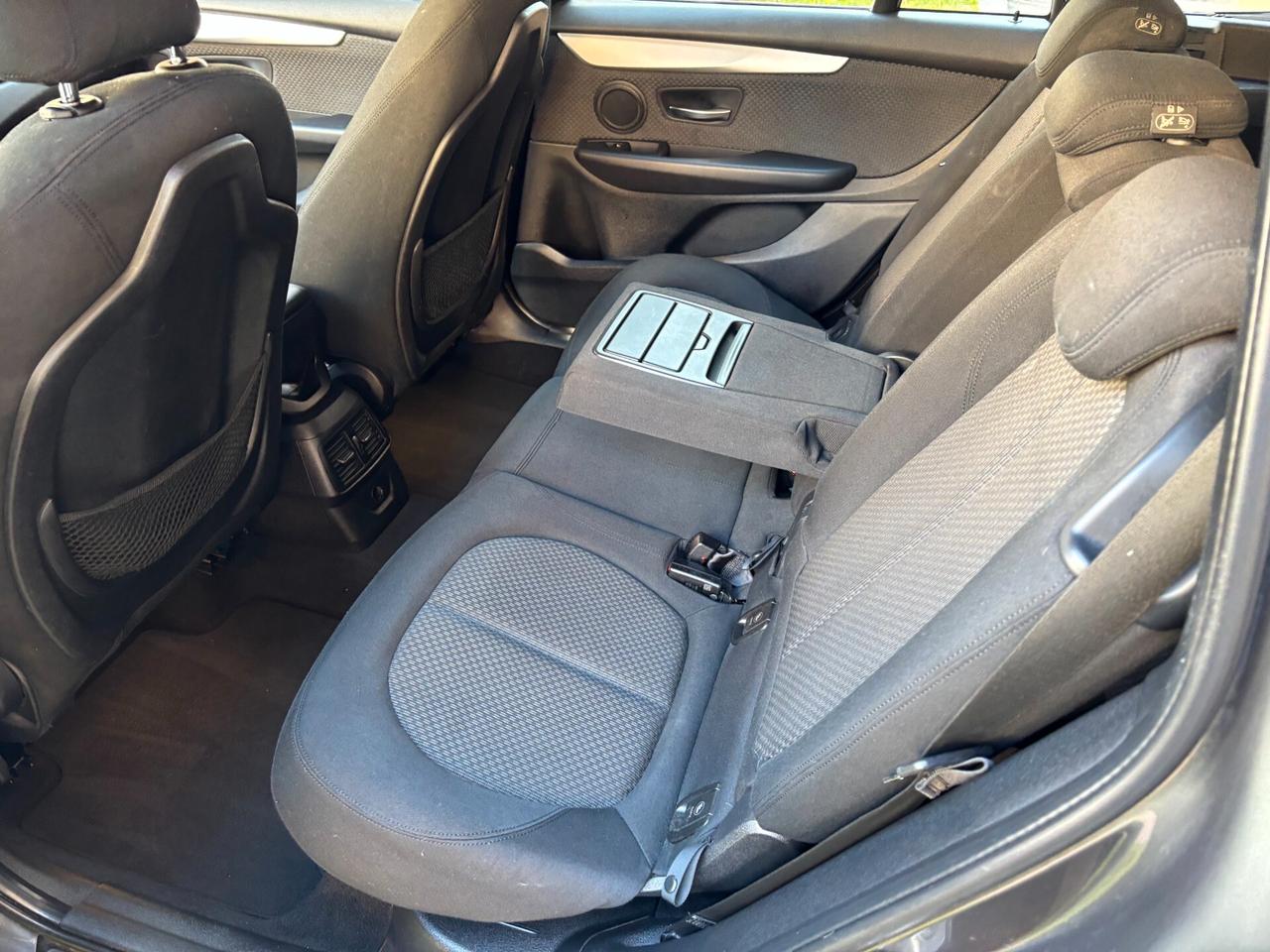 Bmw 2er Active Tourer 220d xDrive Luxury aut. - 7 POSTI - 4X4