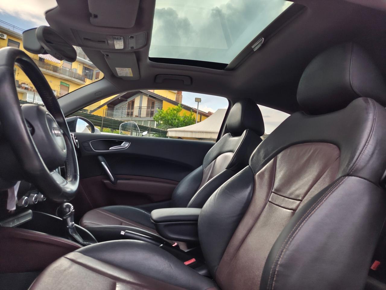 Audi A1 1.6 TDI 116 CV Design full optional