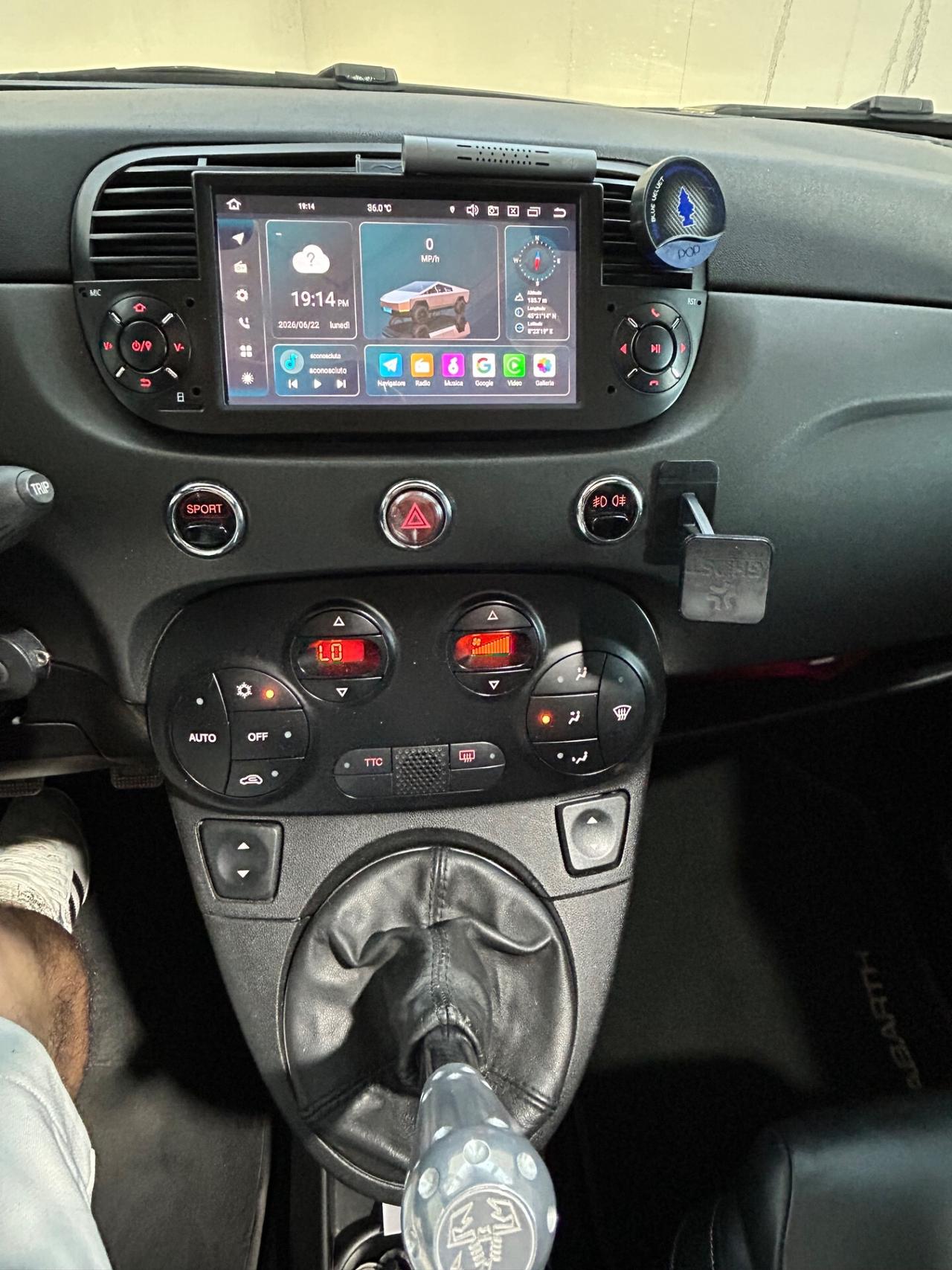 Abarth 595 C 1.4 Turbo T-Jet 160 CV MTA Competizione