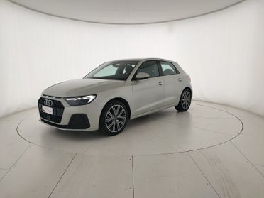 Sportback 30 1.0 TFSI Admired Advanced S tronic